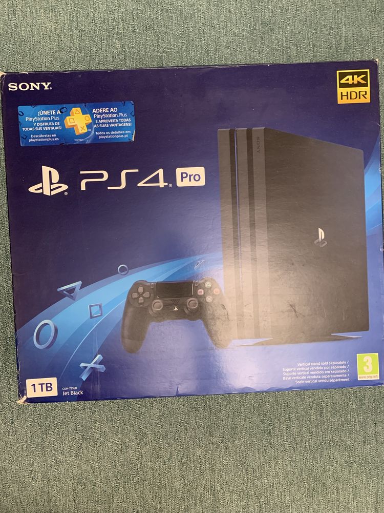 PS 4  Pro 1 Tb памяти