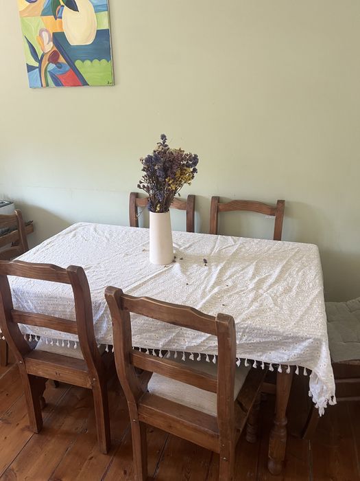 Mesa de jantar extensível em Madeira