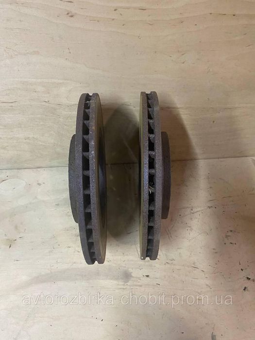 Передні гальмівні диски Renault Megane 3 402067902R