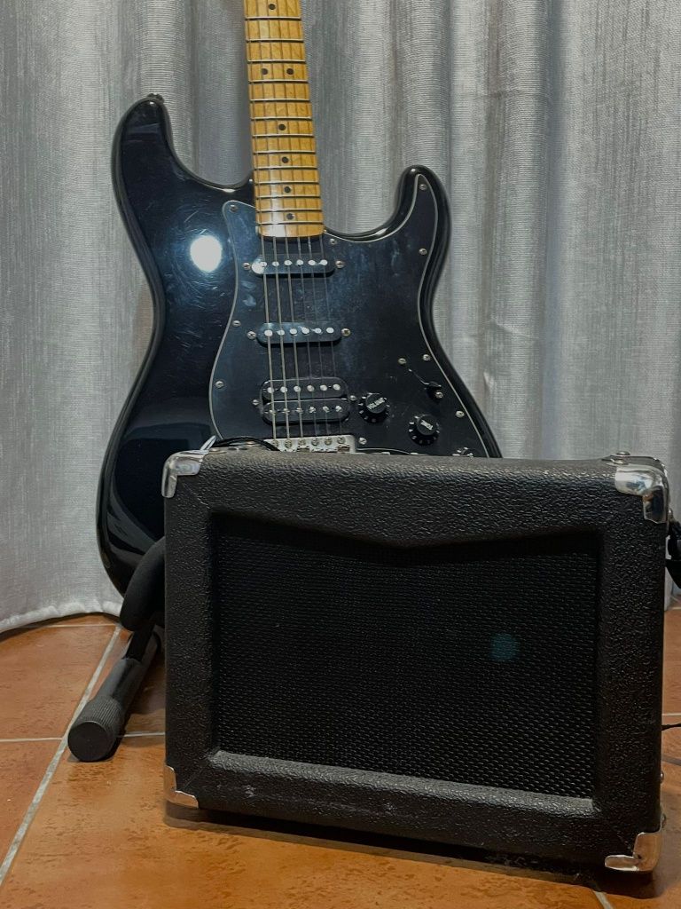 Guitarra Eléctrica Fender Squier