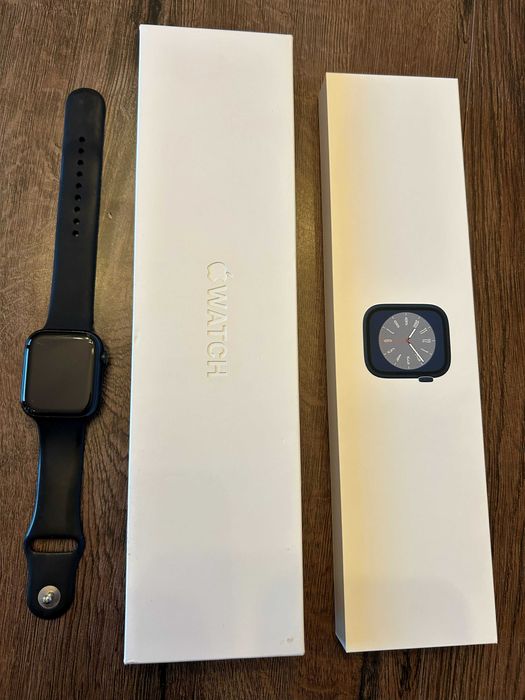 Apple Watch seria 8 45 mm