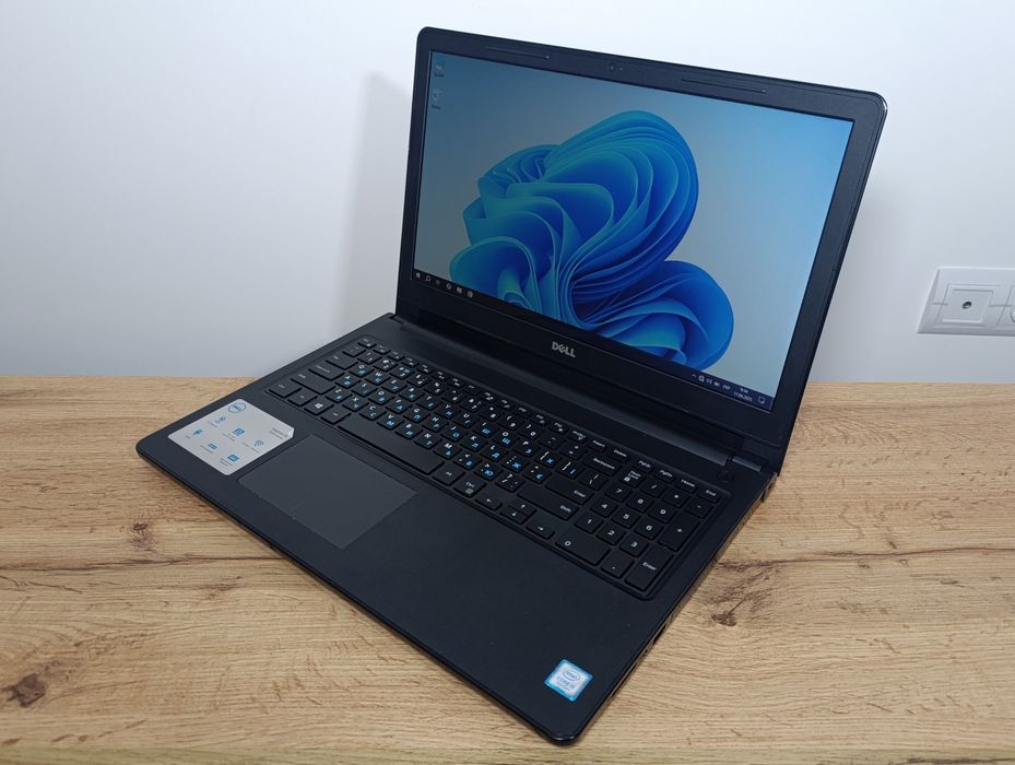 15'6 ноутбук Dell Inspiron/i5-7200U/8GB DDR4/256GB SSD/Батарея 3години