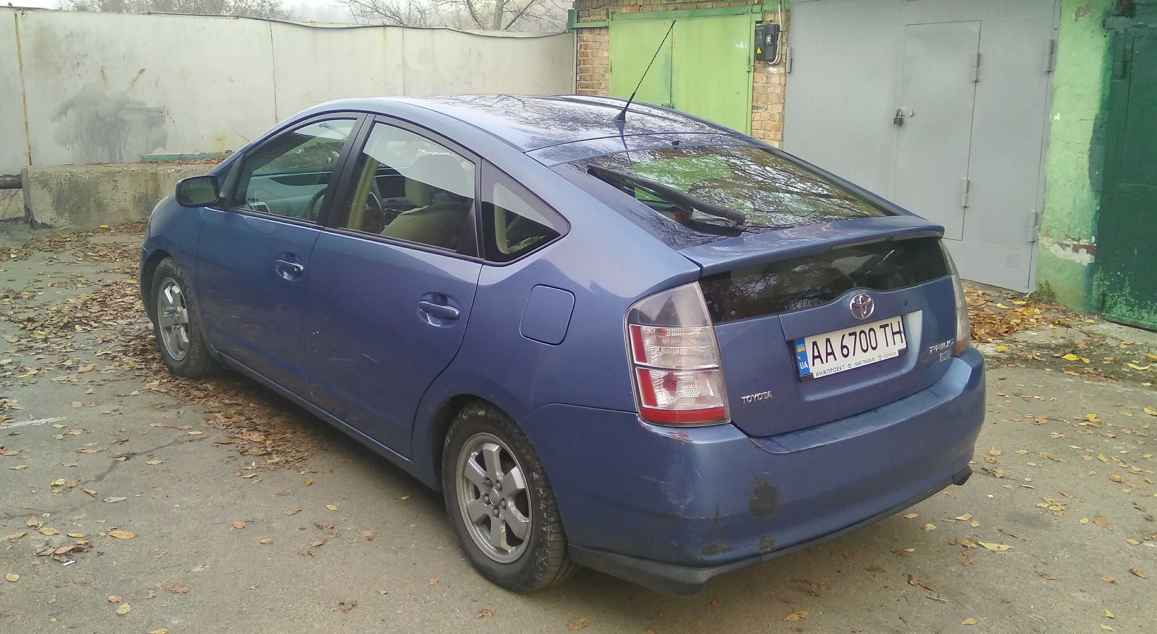 Toyota Prius hybrid 2004