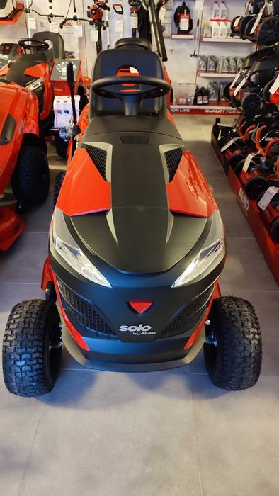 Traktor Traktorek Ogrodowy SOLO BY AL-KO T15-93.3 HD-A COMFORT