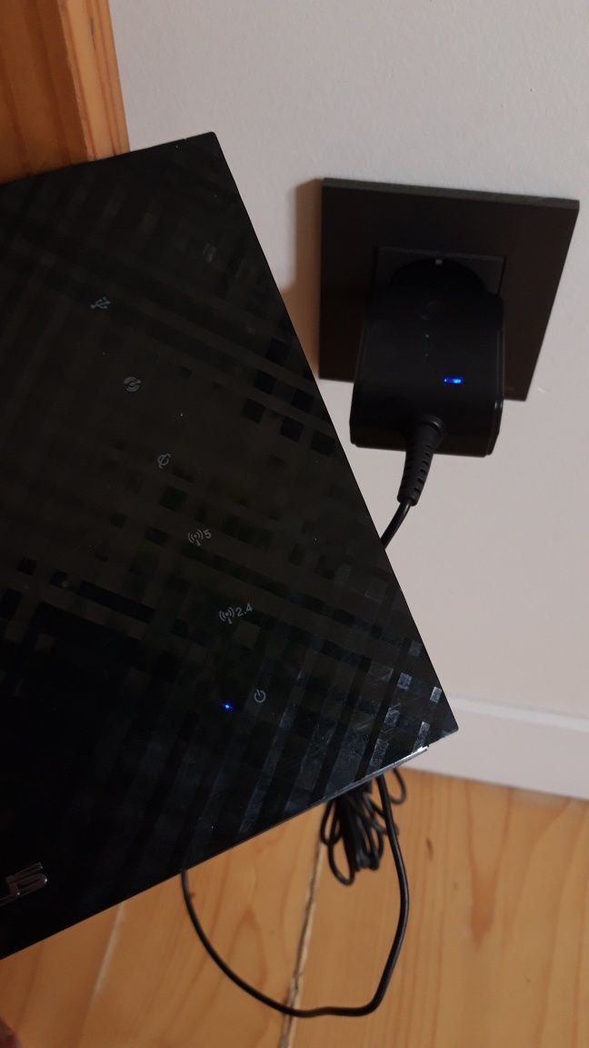 Маршрутизатор Asus RT-N56U неробочий роутер wifi Асус швидкісний