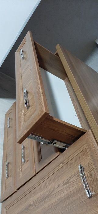 Продам комод для речей