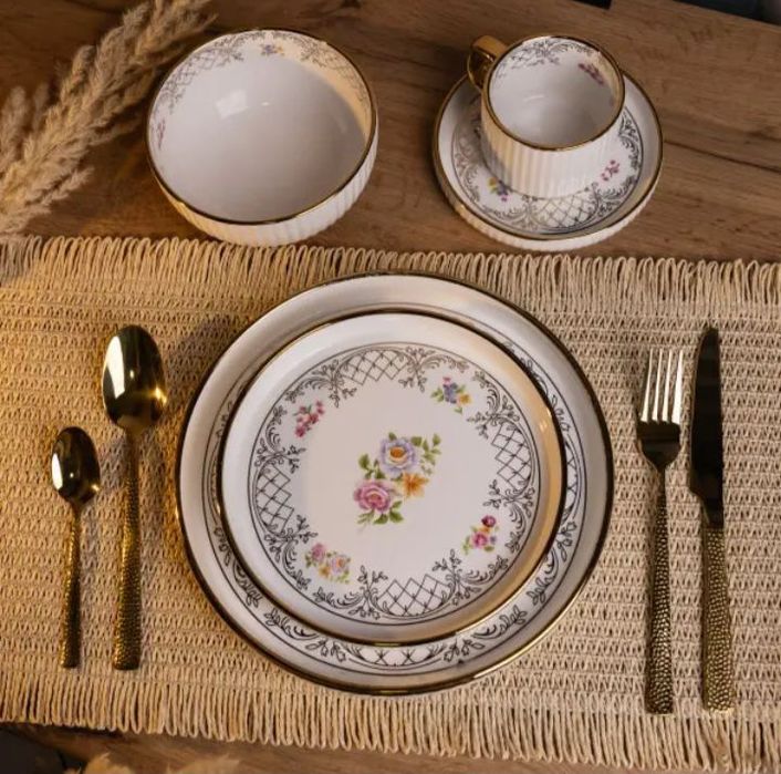 Столовий сервіз порцеляновий 32 предмети на 6 персон Luxury. Фарфор