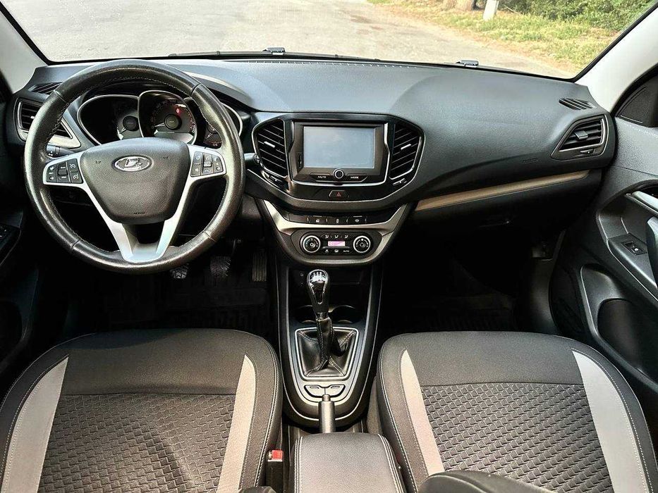 Автомобіль Lada Vesta