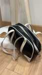 Bolsa / Mala Mulher Estilo Bowling/Duffle - Preta com Detalhes Brancos