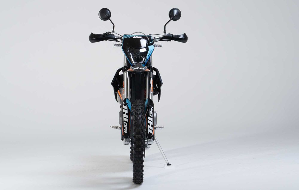 Мотоцикл JHL LX 4 300