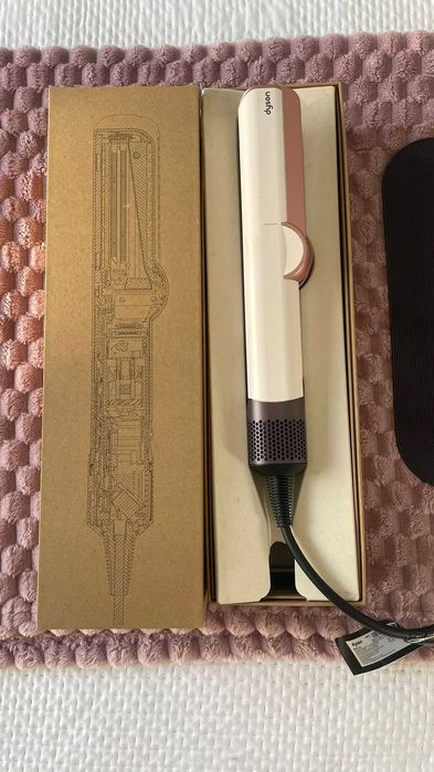 Dyson Airstrait- Alisa com ar, sem danos por calor direto!*