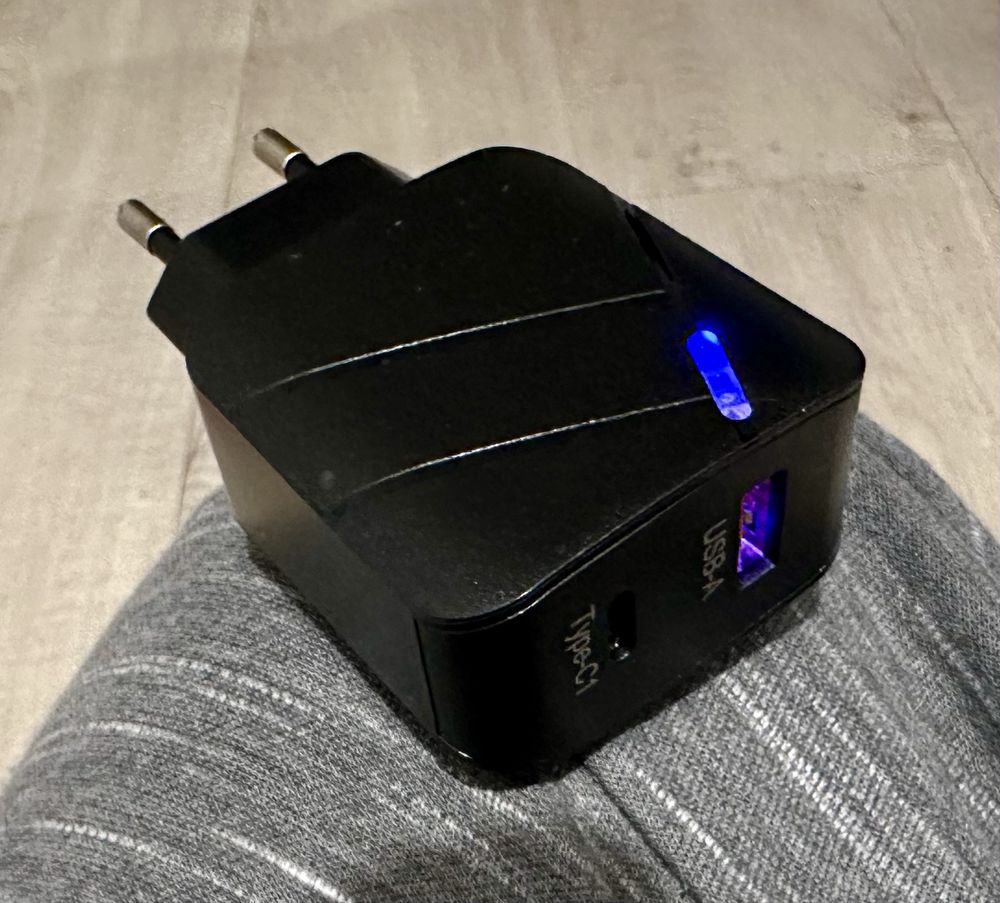szybka ładowarka 40W USB do iPhone Samsung Xiaomi Motorolla Oppo
