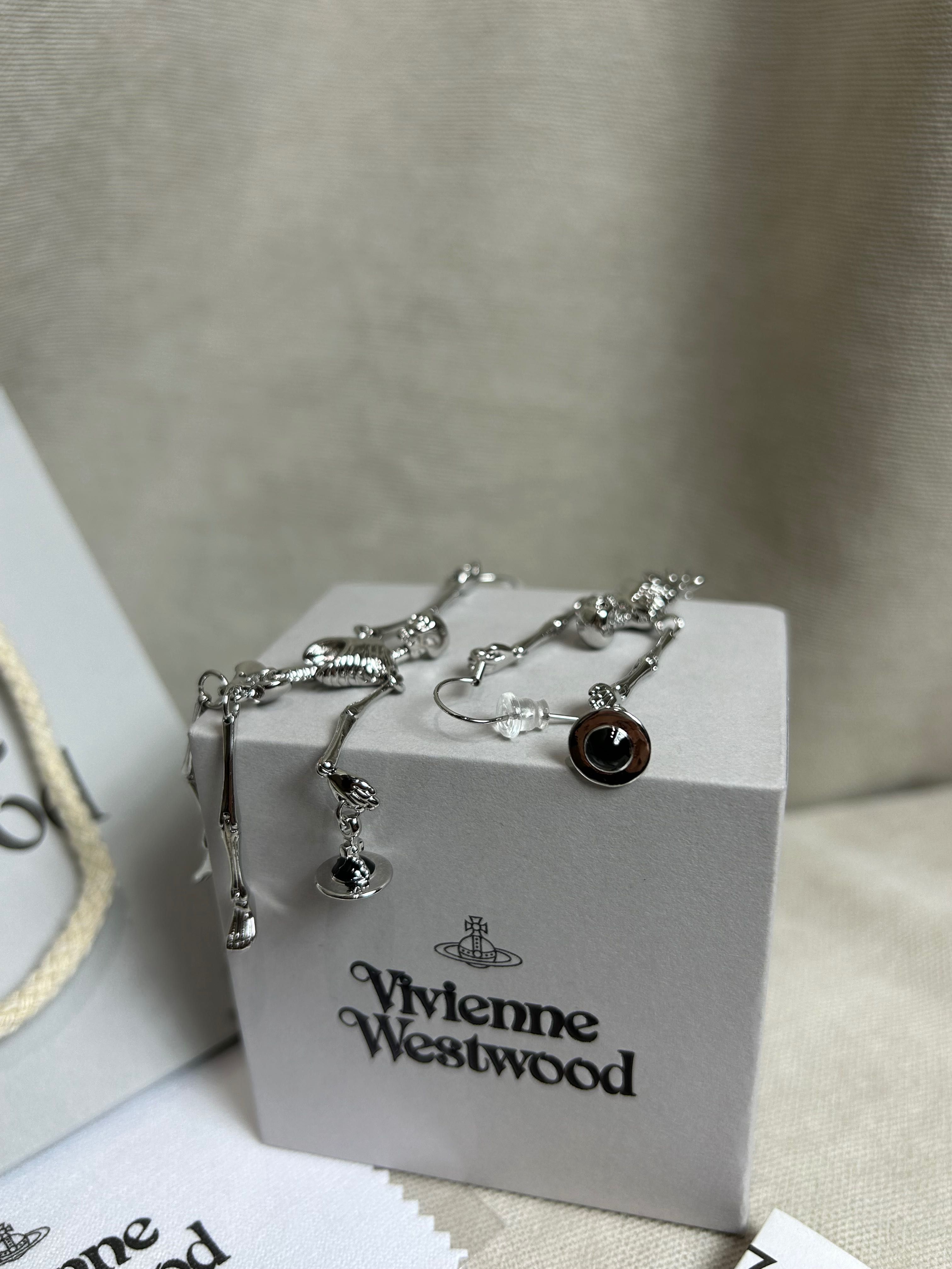 Vivienne Westwood Skeleton Earrings оригинал сережки серьги