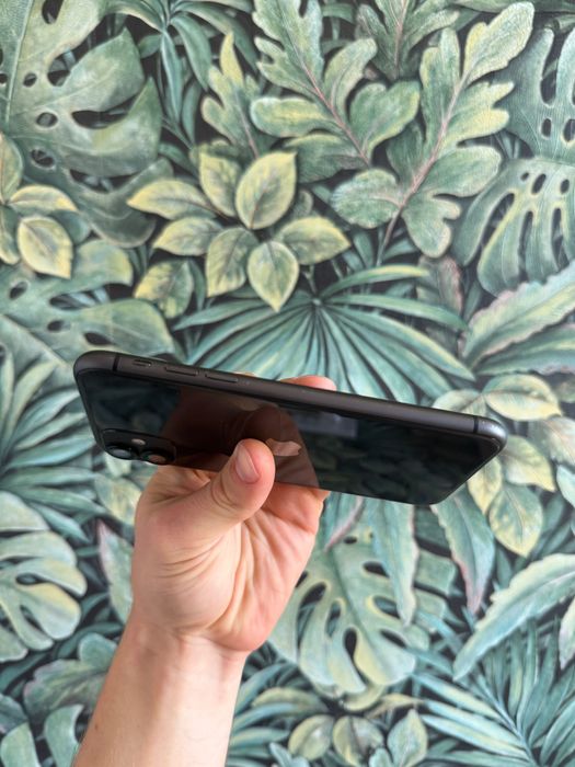 iPhone 11 Black 128GB Neverlock 92% акумулятор Айфон 11 ідеал Обмін
