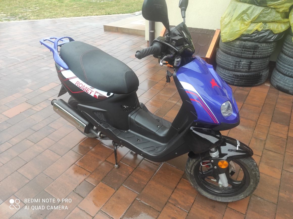 Skuter romet 700 1 właściciel salon 4000 kilometrów jak nowy