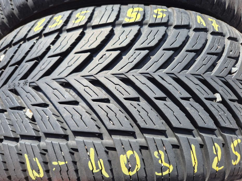 235/55r17 (W403/25)008 2szt 7,5mm 20r Seasonproof NOKIAN CAŁOROCZNE