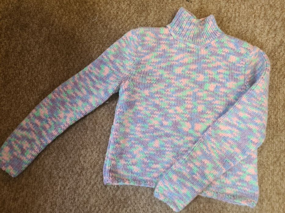 Светр теплий жіночий