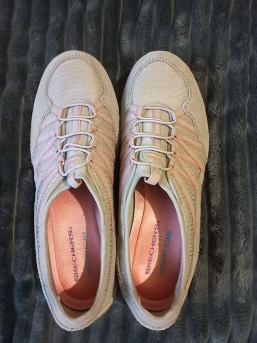 Skechers кросівки 40 р.