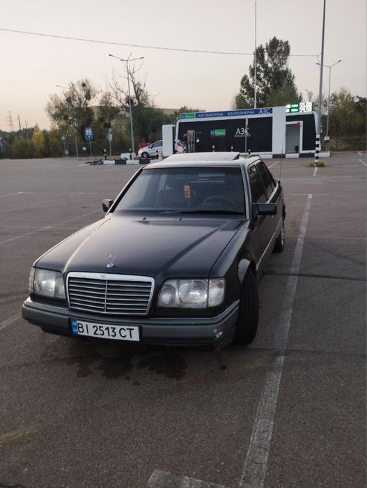 Продам Мерседес W124 250D