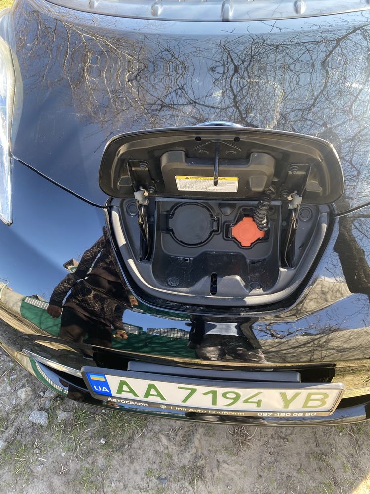 Продам Nissan Leaf 2016р. 30кв.