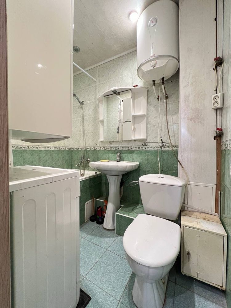 Продам 2 к. квартиру ,Ахсарова,3, Алексеевка,48м2