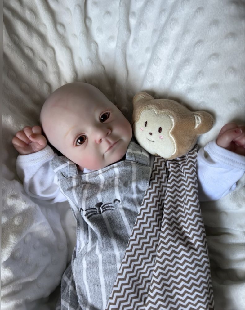 Bebé reborn por encomenda