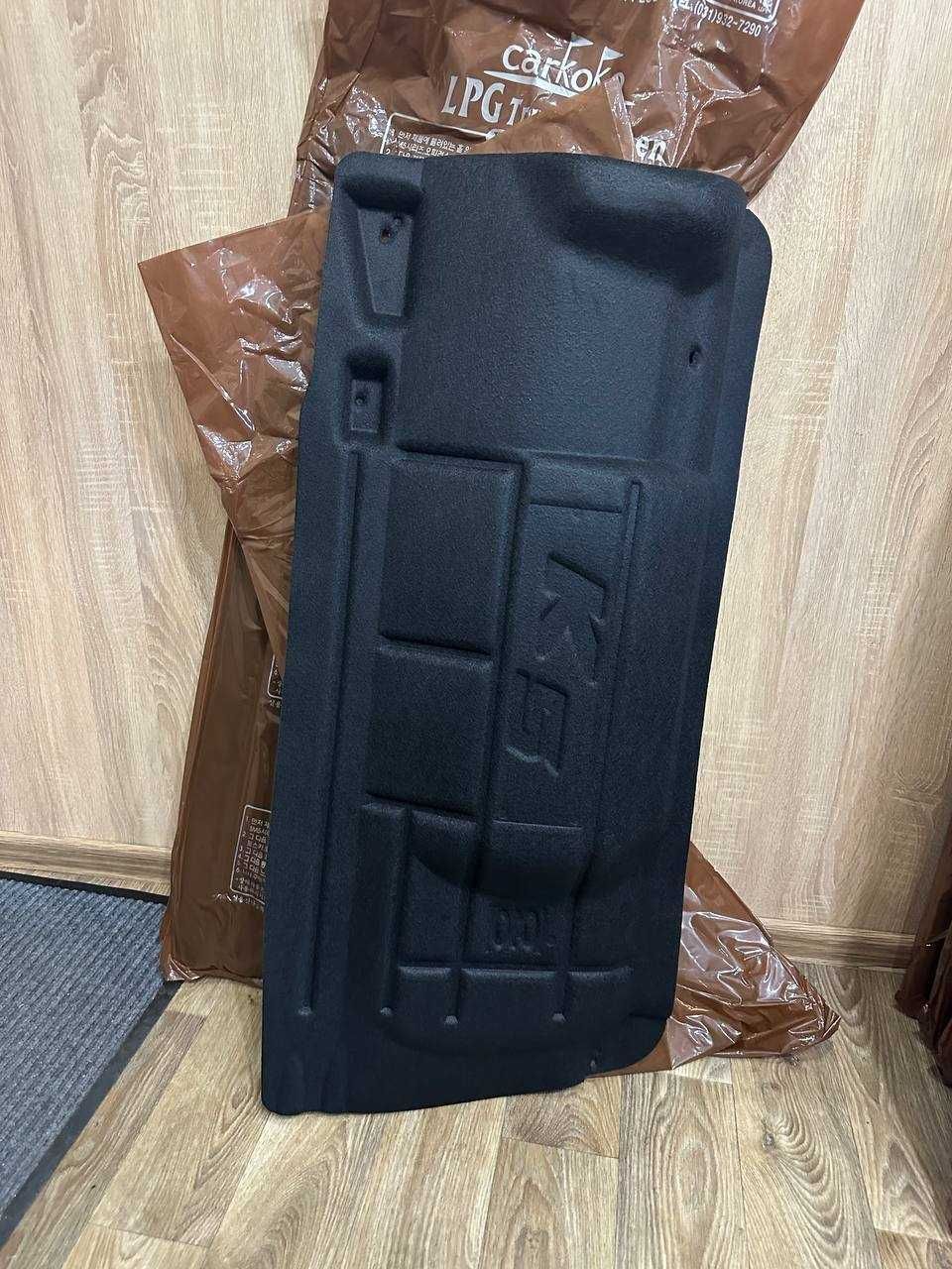Накладка на баллон, защитная накладка K5 Sonata YF K5 LF LPI