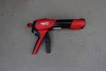 HILTI HDM 330 dozownik do kleju, żywicy