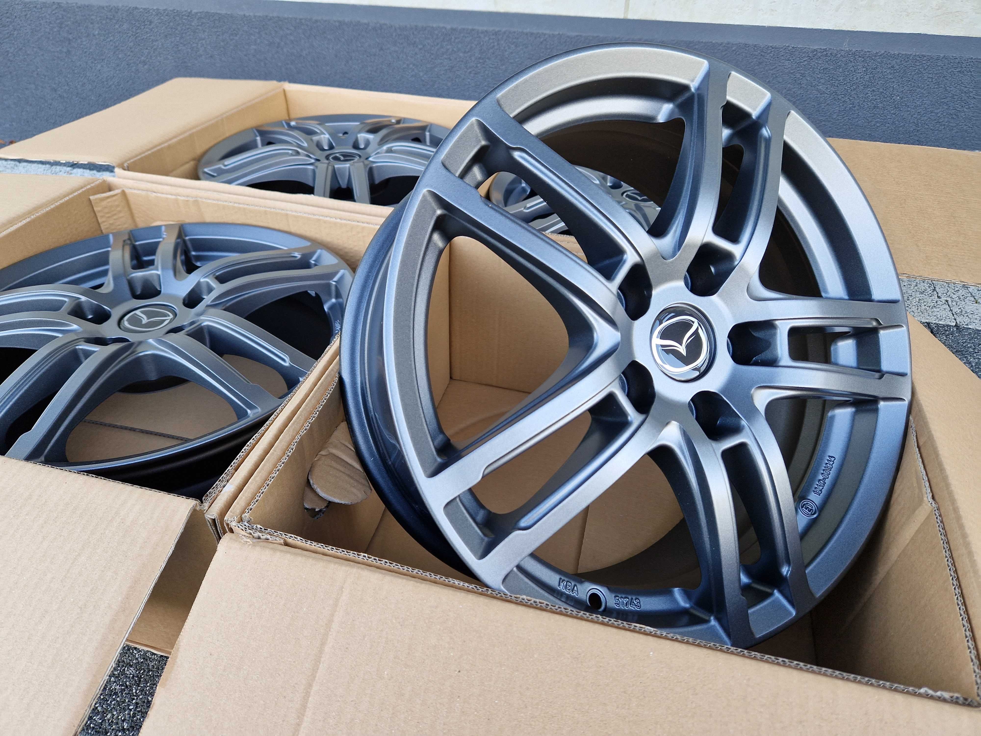 Felgi 17" MAZDA 3, 5, 6, CX-3, CX-30, CX-5 CX-7 MX-5 Premacy 5x114,3