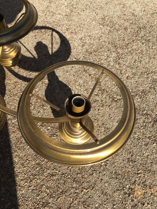 4 candeeiros de teto, dourados, sem abajour com suporte