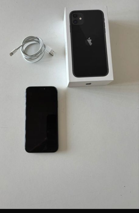 iPhone 11 preto 64GB