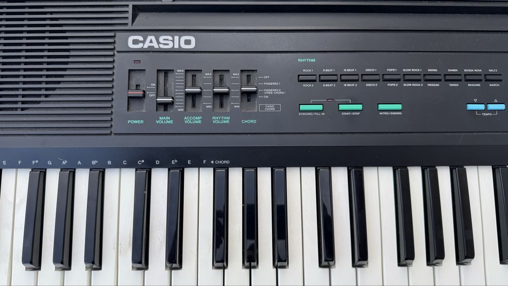 Teclado Casiotone CT-607