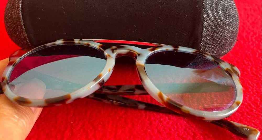 Óculo de sol Lacoste L821S