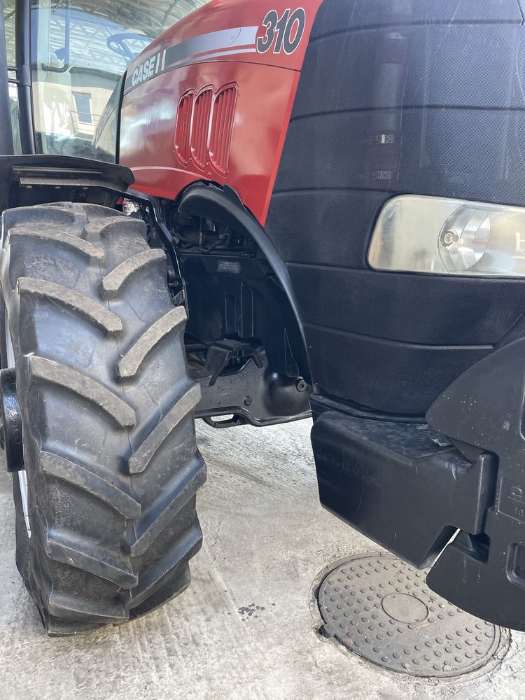 Кейс, CASE 310, NewHolland