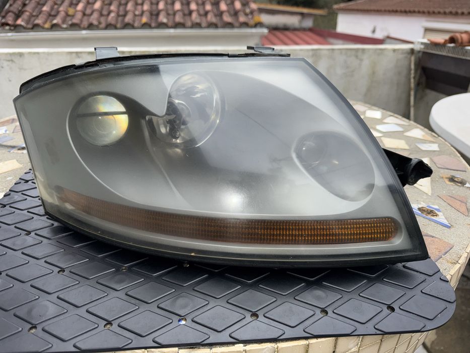 Otica farol audi tt direita