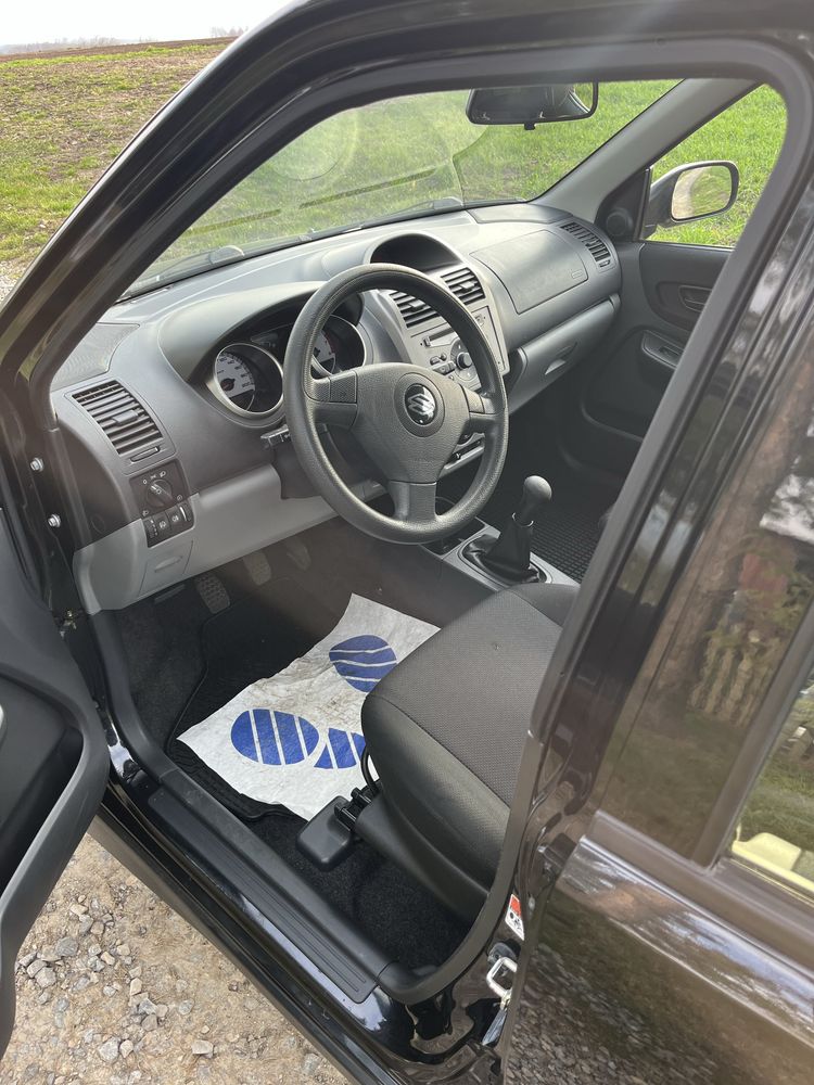 Suzuki Ignis 1.3VVT 4x4 klima abs wspomaganie ZAREJESTROWANY