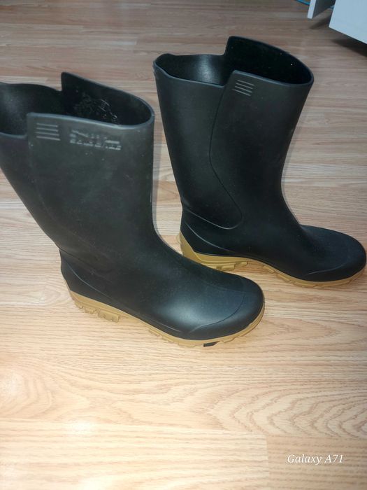 Botas impermeáveis criança.