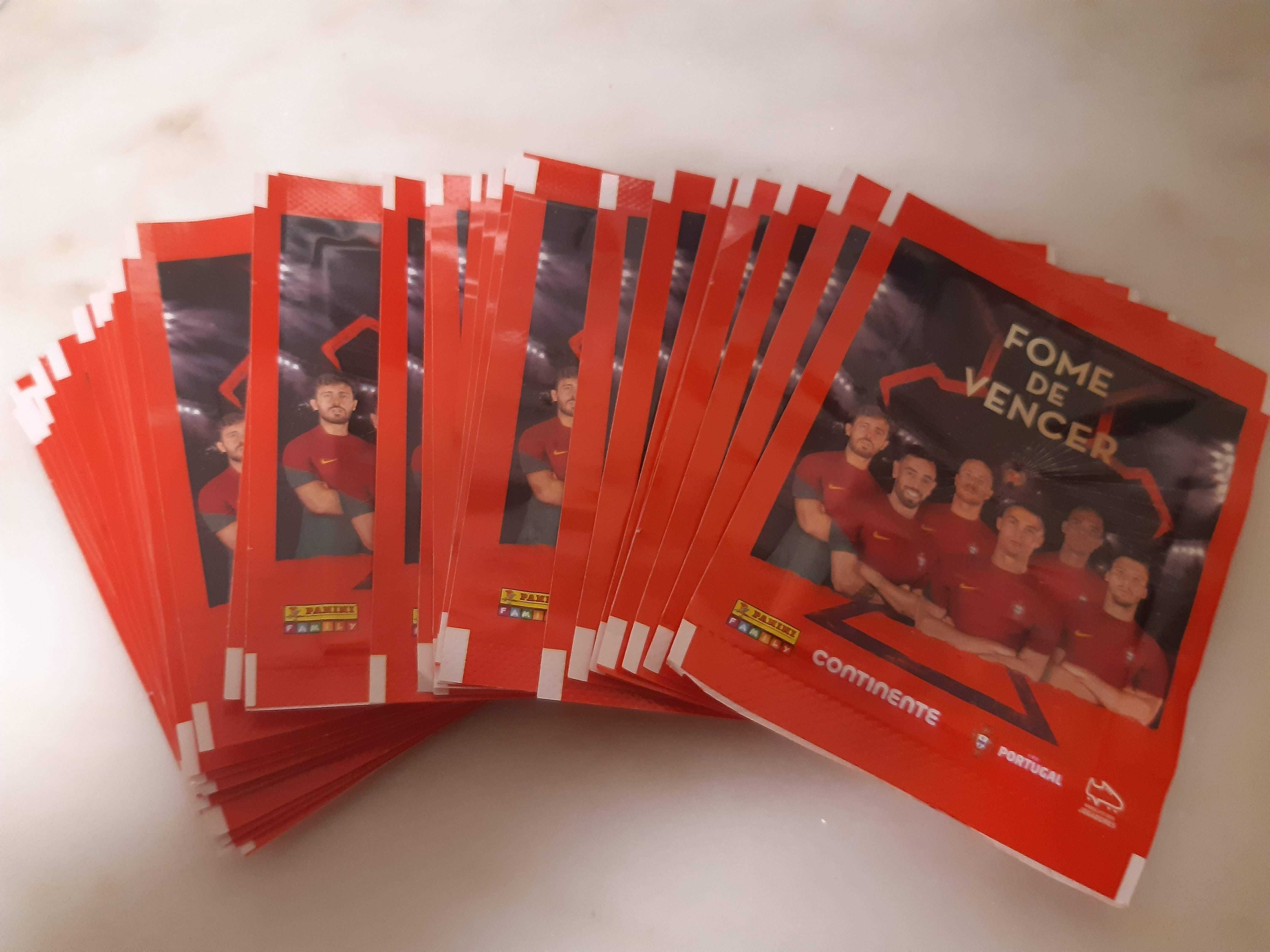 30 saquetas fechadas cromos futebol, Mundial Catar