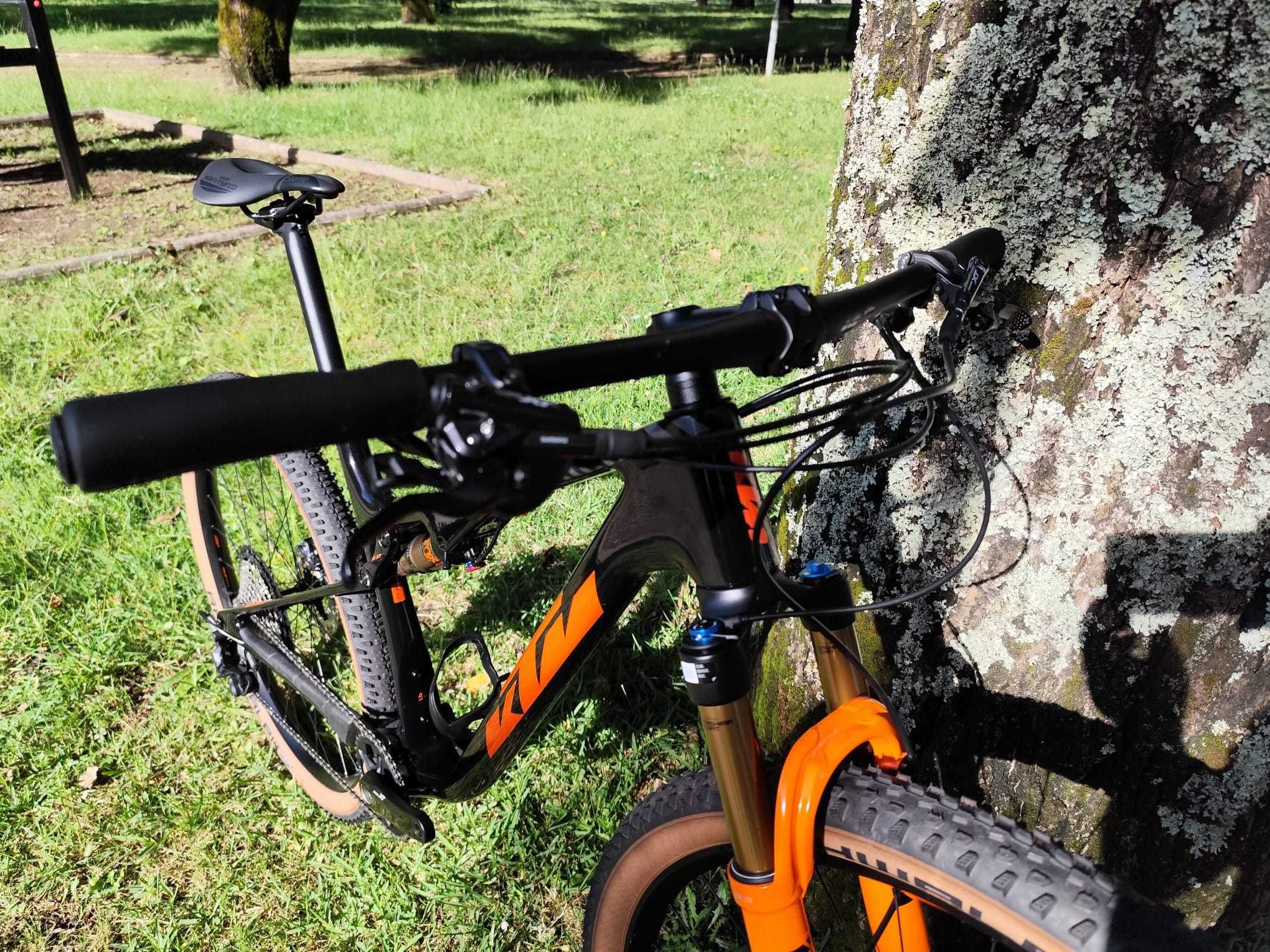Bicicleta KTM Scarpe Master 2024