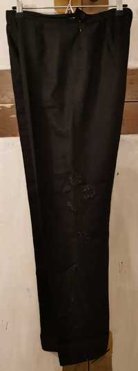 Czarne spodnie Anne Carson len lampas florystyczny r.M