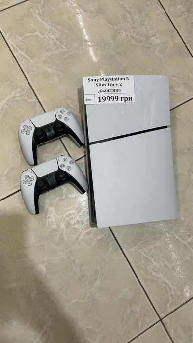 Ігрова консоль Sony Playstation slim 1 tb +2 джойстика