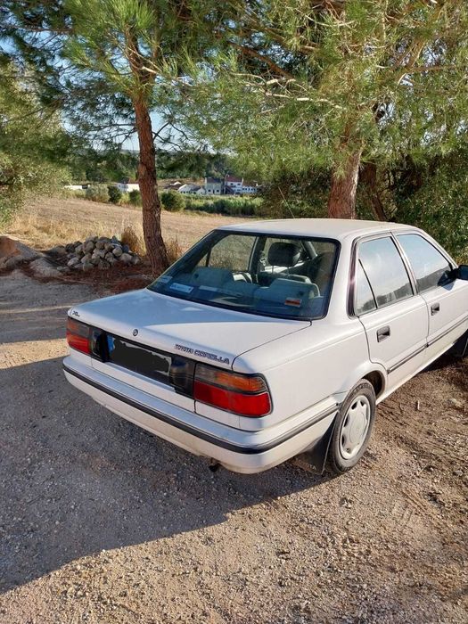 Toyota Corolla silver line