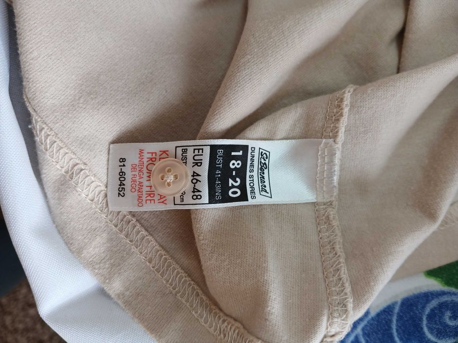Beżowa bluzeczka 42