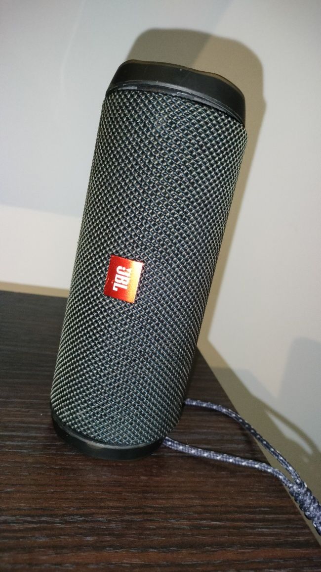 Głośnik JBL flip 4