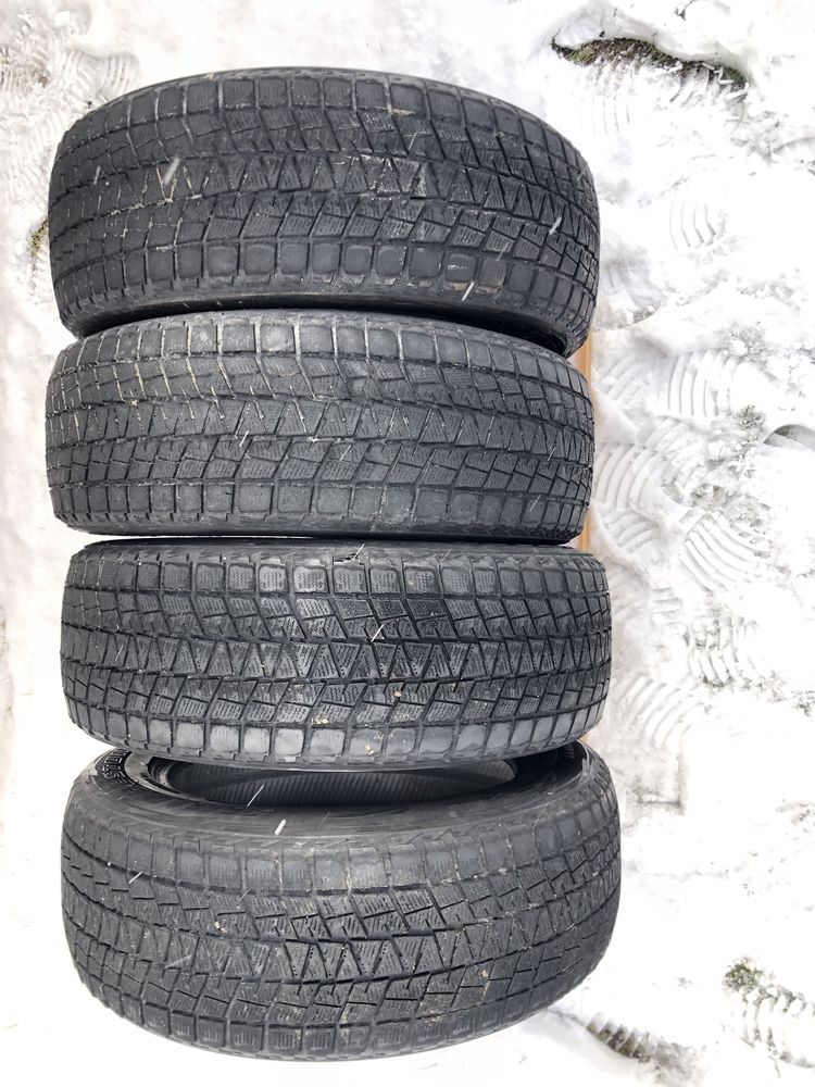 Bridgestone blizzak dm-v1 235/60 r18 107r покришки на літо