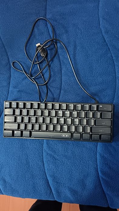 teclado gamer MageGee TS91, modelo compacto + oferta brindes