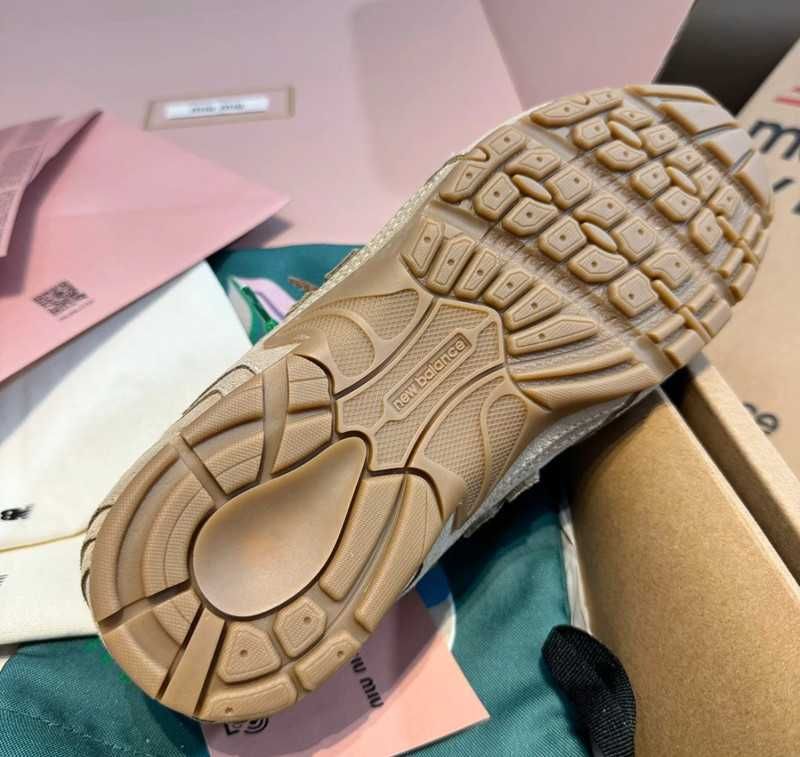 buty Espadryle NewBalancexMIUMIU Espadryle R.40
