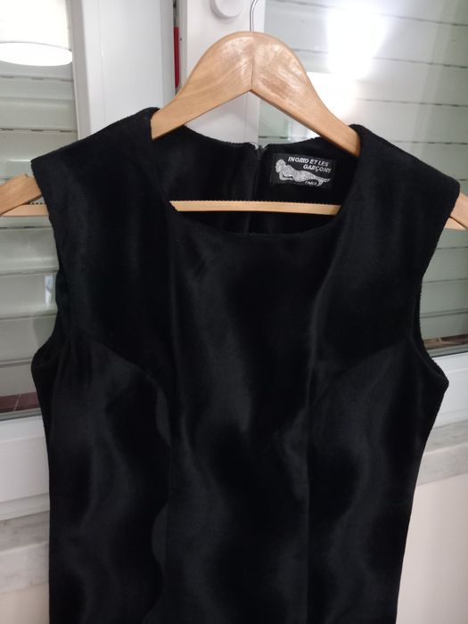 Vestido de veludo preto