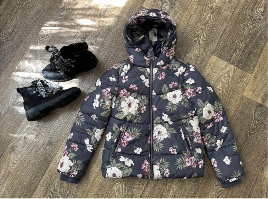 Курточка Benetton демісезон, 8-9 років.