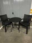 Conjunto mesa e duas cadeiras